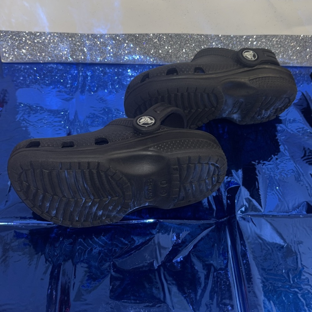 Crocs - Picture 4 of 6